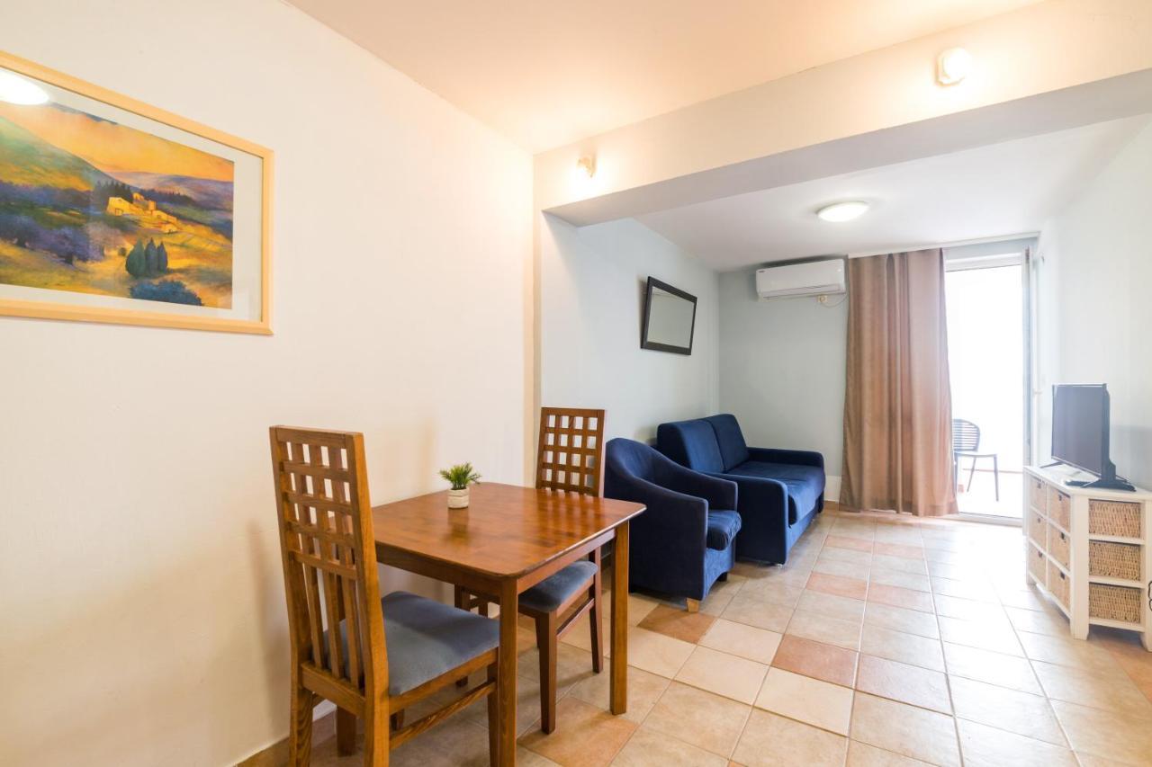 Hotel Rooms Roccia Novigrad  Luaran gambar