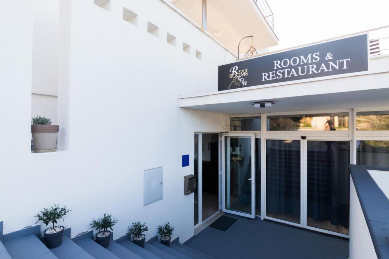 Hotel Rooms Roccia Novigrad  Luaran gambar